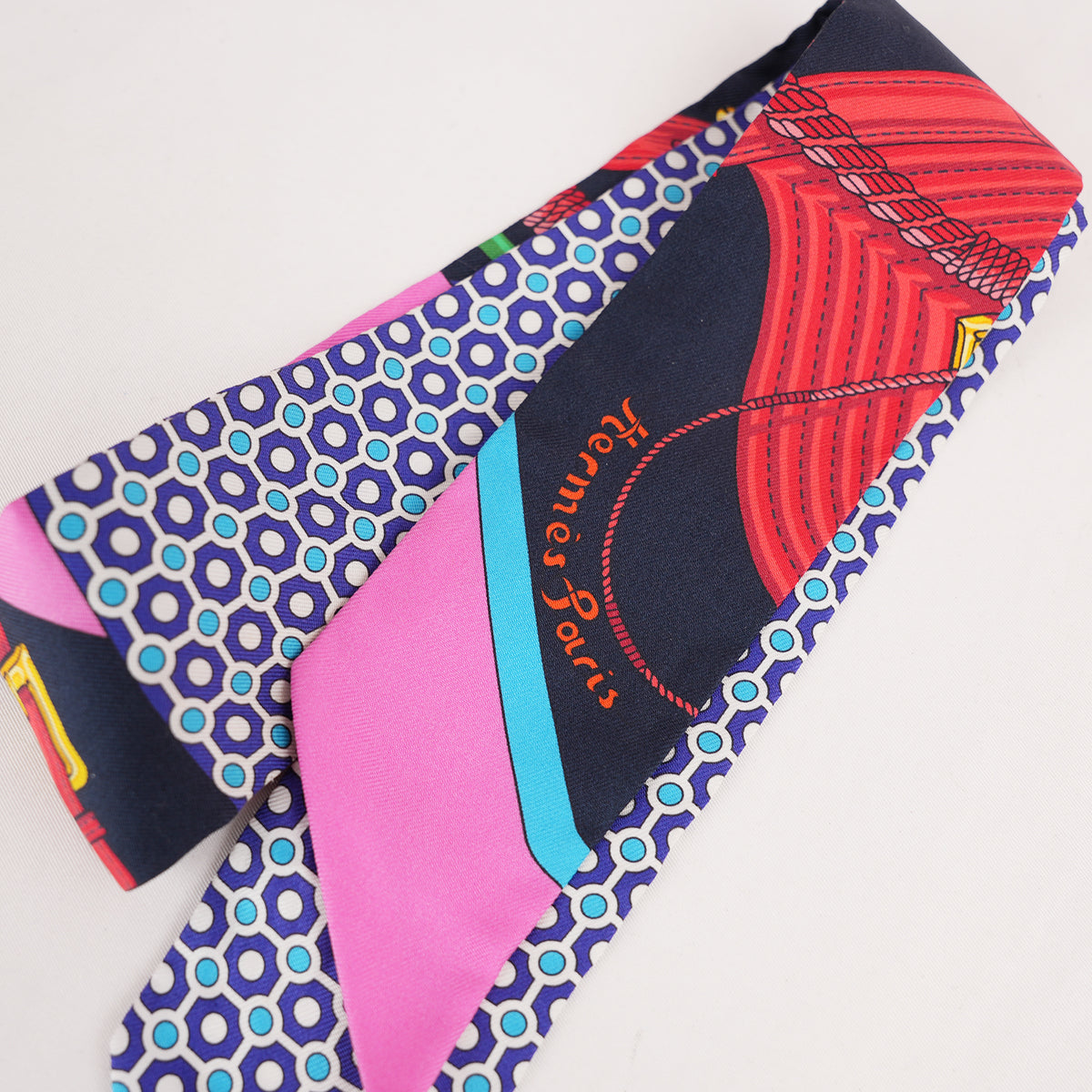 Hermès Twilly Clic Clac Modern Cannage in Seta Multicolore