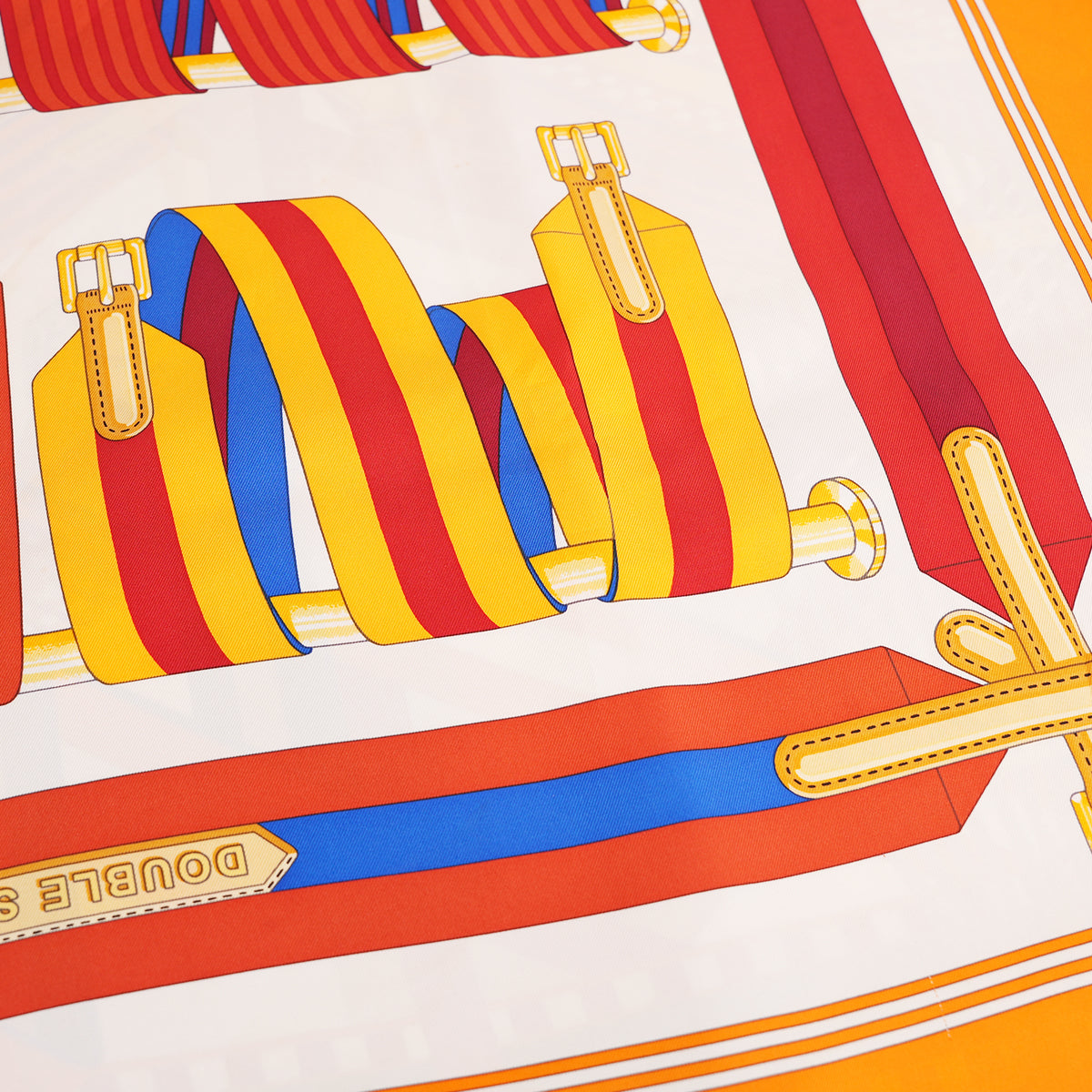 Hermès Carré 90 Double Sangle Foulard Vintage in Seta Multicolore con Motivo a Cinghie 90x90 cm