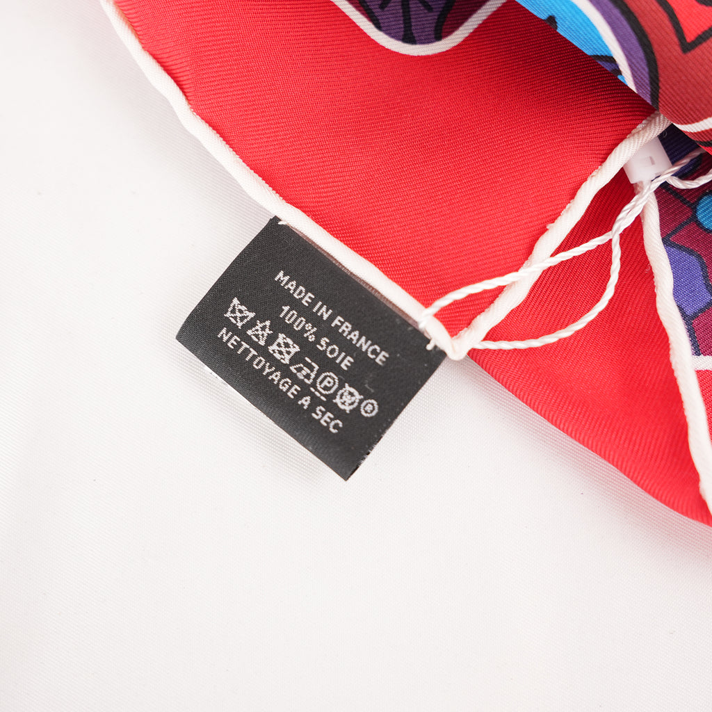 Hermès Carré 90 Foulard in Seta Rosso e Blu con Motivo Floreale 90x90 cm