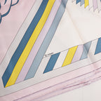 Hermès Carré 90 Foulard in Seta Stampata Multicolore Rosa 90x90 cm