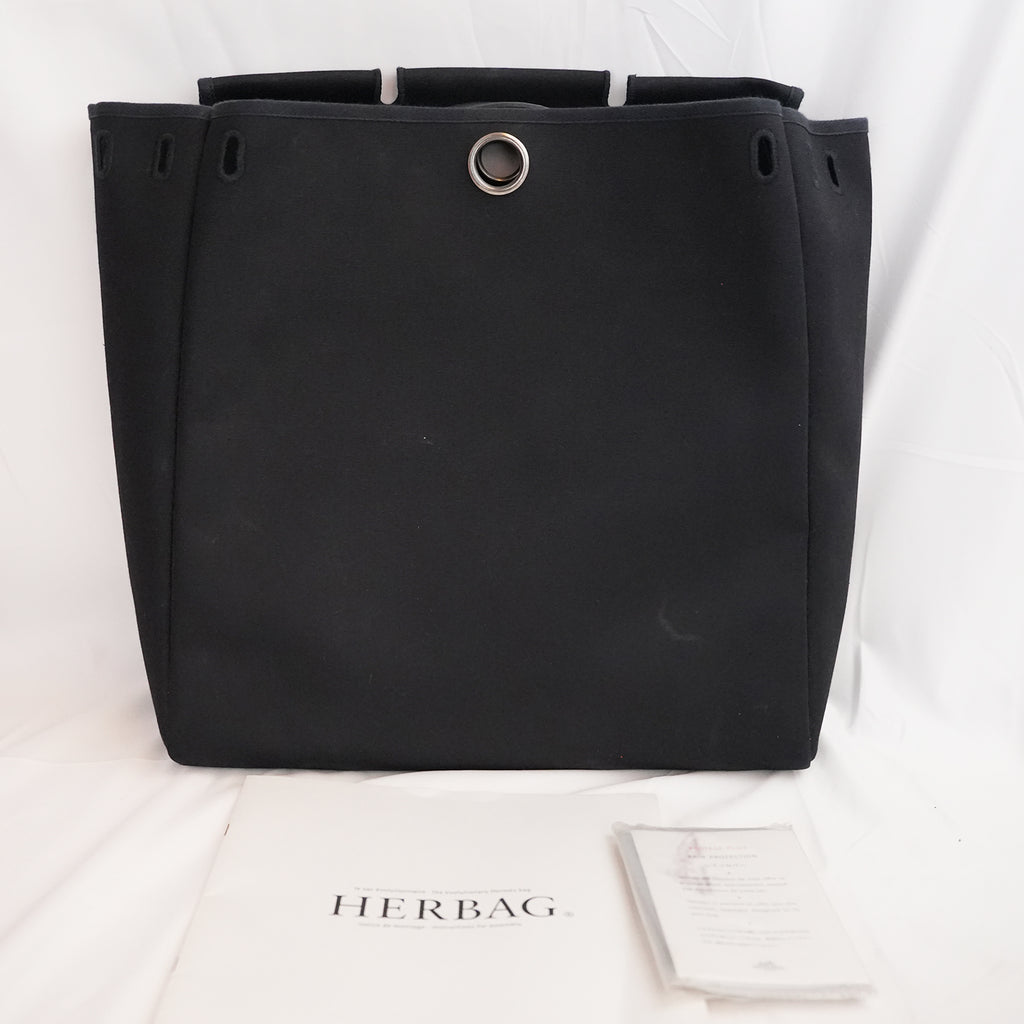 Hermès Herbag 39 Noir in Tela e Pelle con Hardware Palladium