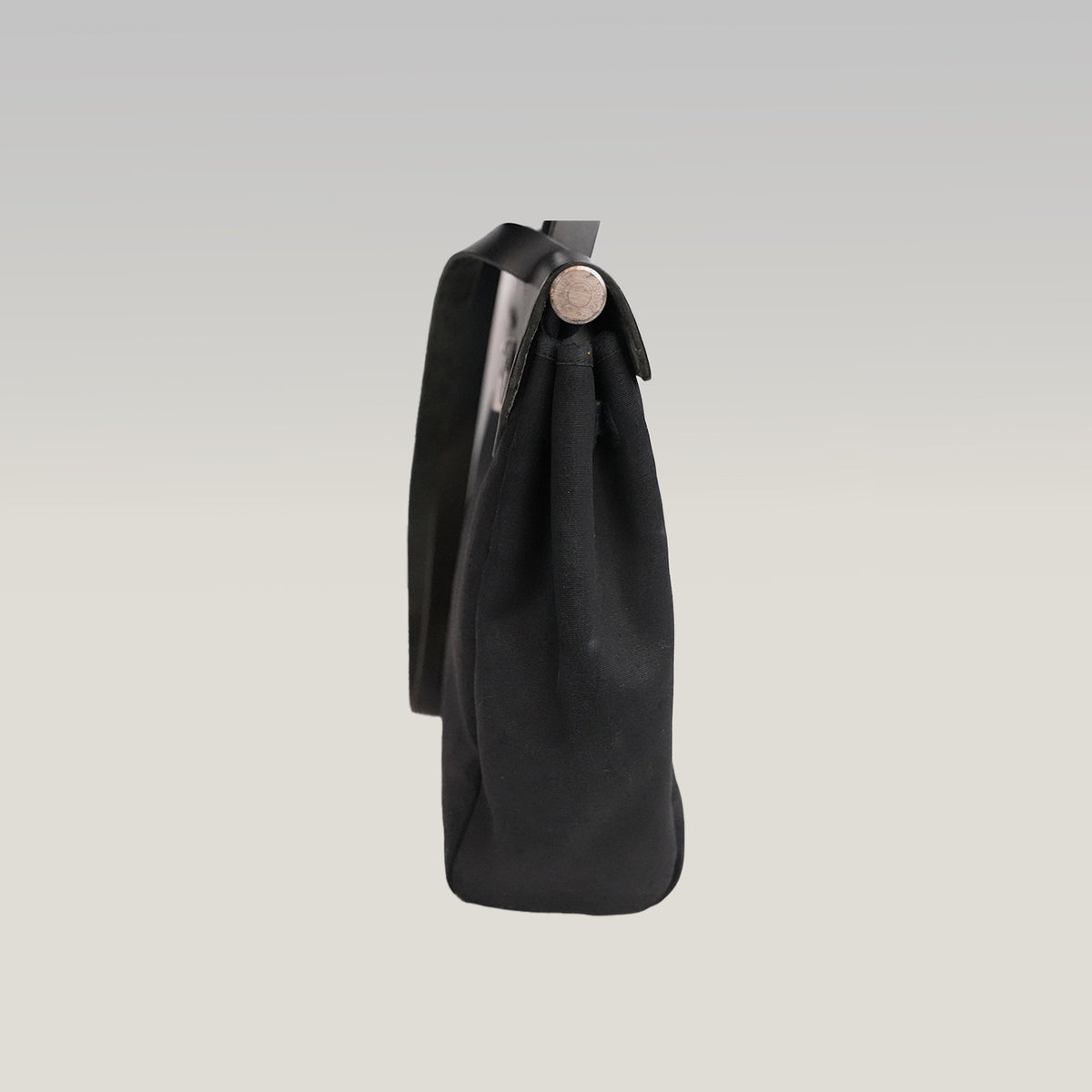 Hermès Herbag 39 Noir in Tela e Pelle con Hardware Palladium