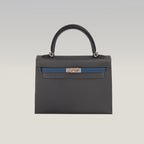 Hermès Kelly 25 Sellier in Pelle Epsom Grigio Fumo e Blu con Hardware Palladiato