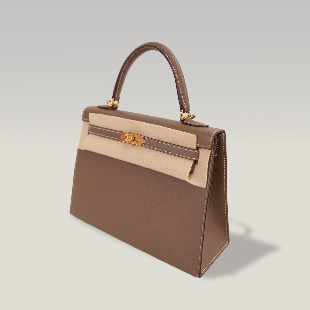 Hermès Kelly 25 Sellier in Pelle Epsom Étoupe con Hardware Dorato