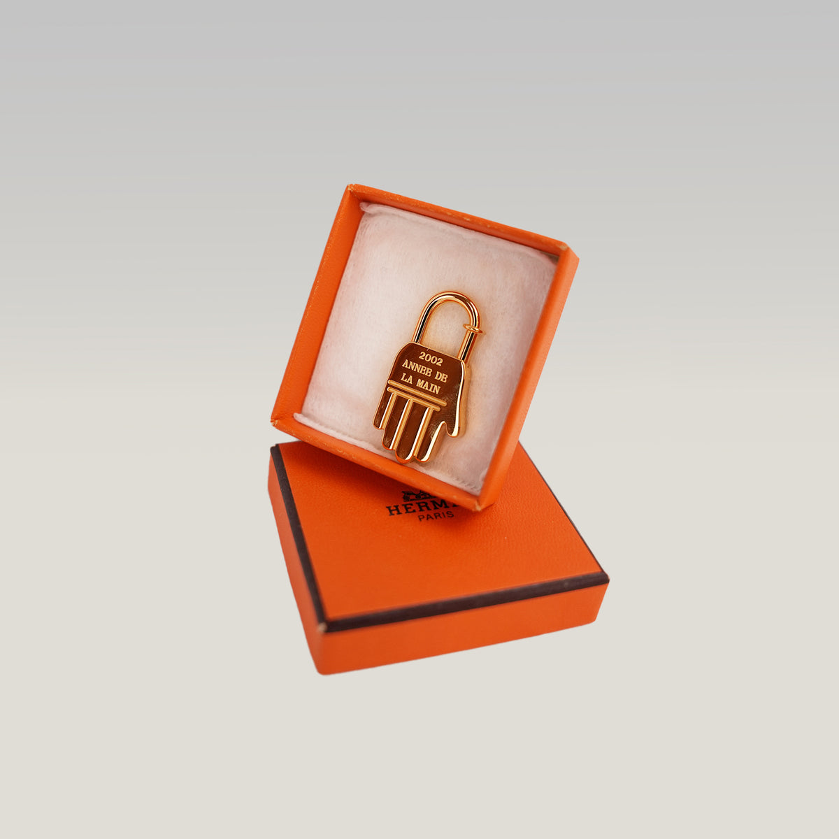 Hermès Cadena 2002 Année de la Main Dorata con Scatola