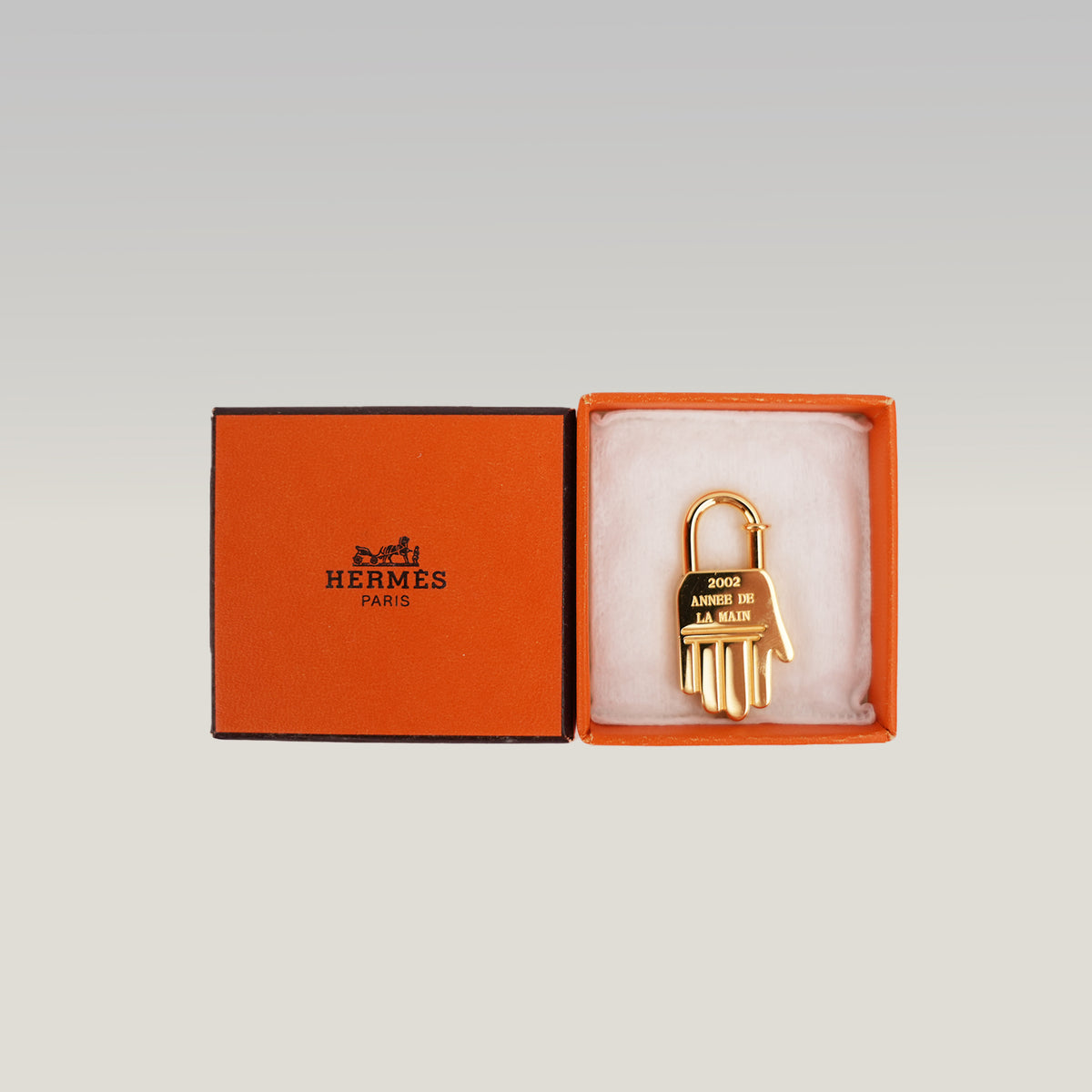 Hermès Cadena 2002 Année de la Main Dorata con Scatola