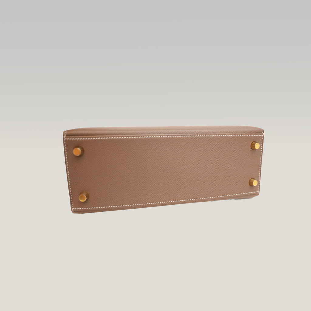 Hermès Kelly 25 Sellier in Pelle Epsom Étoupe con Hardware Dorato