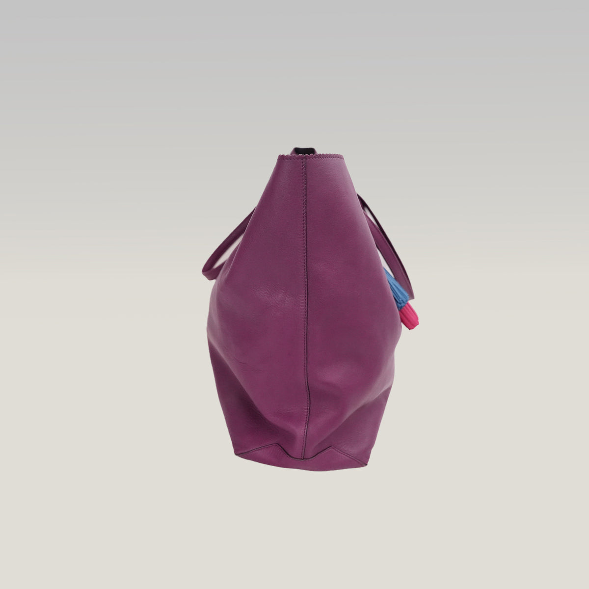 Loewe Nappa Anagram Tassel Tote Viola in Pelle Borsa Shopper