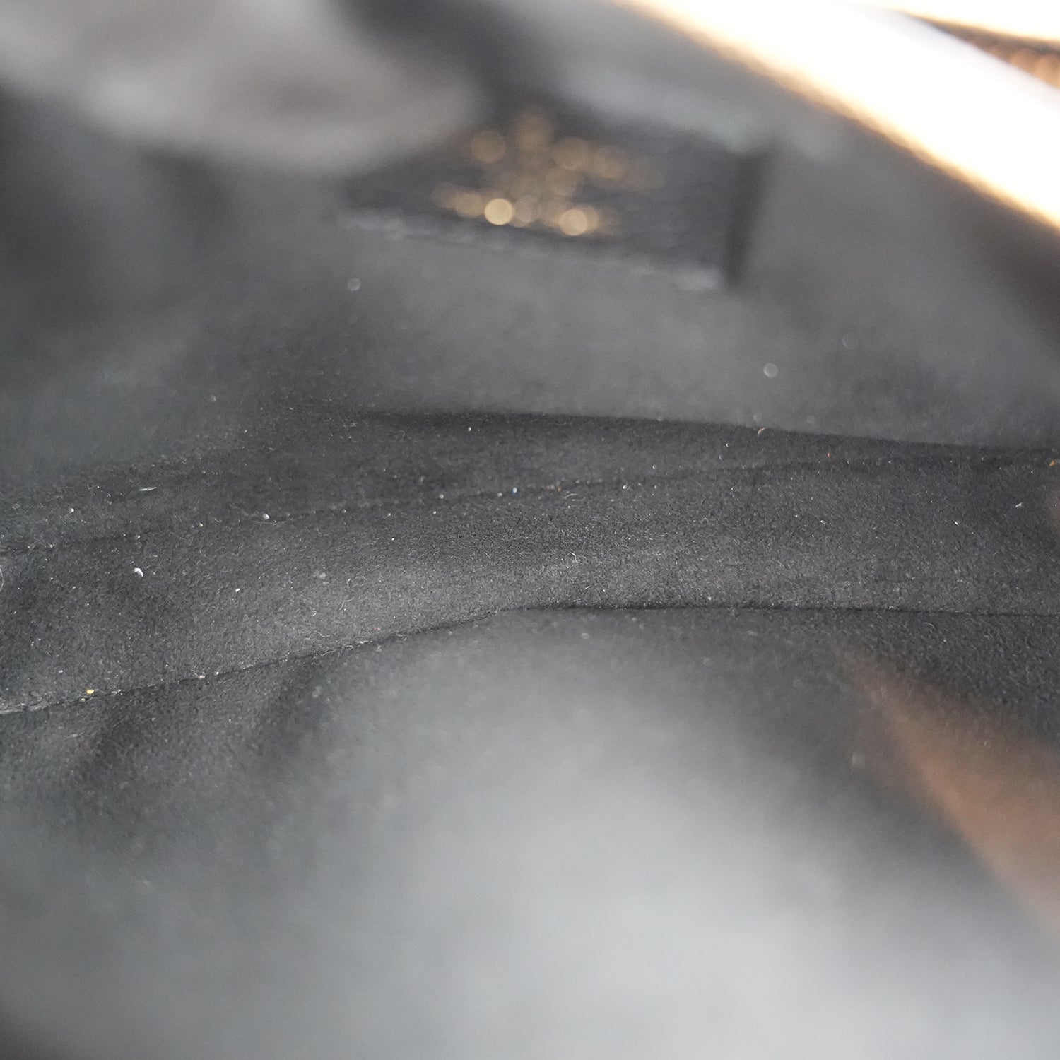 Louis Vuitton Multi Pochette Accessoires Nera in Pelle Monogram Empreinte con Catena Oro