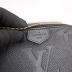 Louis Vuitton Multi Pochette Accessoires Nera in Pelle Monogram Empreinte con Catena Oro