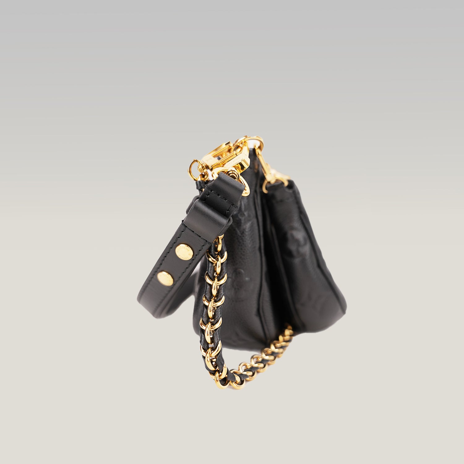 Louis Vuitton Multi Pochette Accessoires Nera in Pelle Monogram Empreinte con Catena Oro
