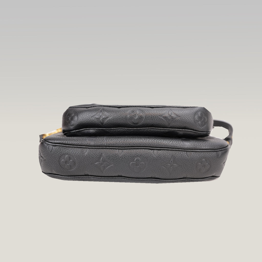 Louis Vuitton Multi Pochette Accessoires Nera in Pelle Monogram Empreinte con Catena Oro