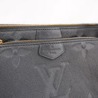 Louis Vuitton Multi Pochette Accessoires Nera in Pelle Monogram Empreinte con Catena Oro
