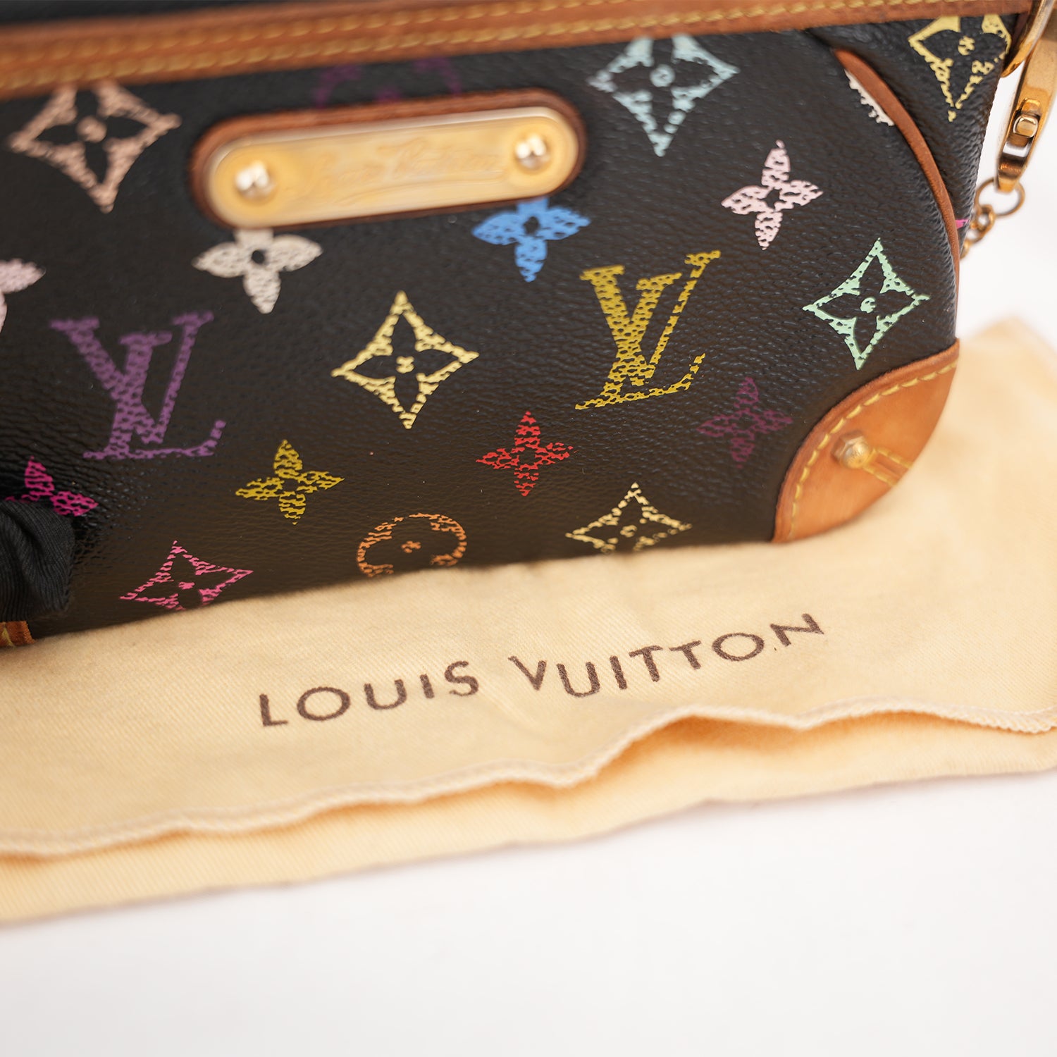 Louis Vuitton Pochette Milla MM Monogram Multicolor Nera in Tela Canvas