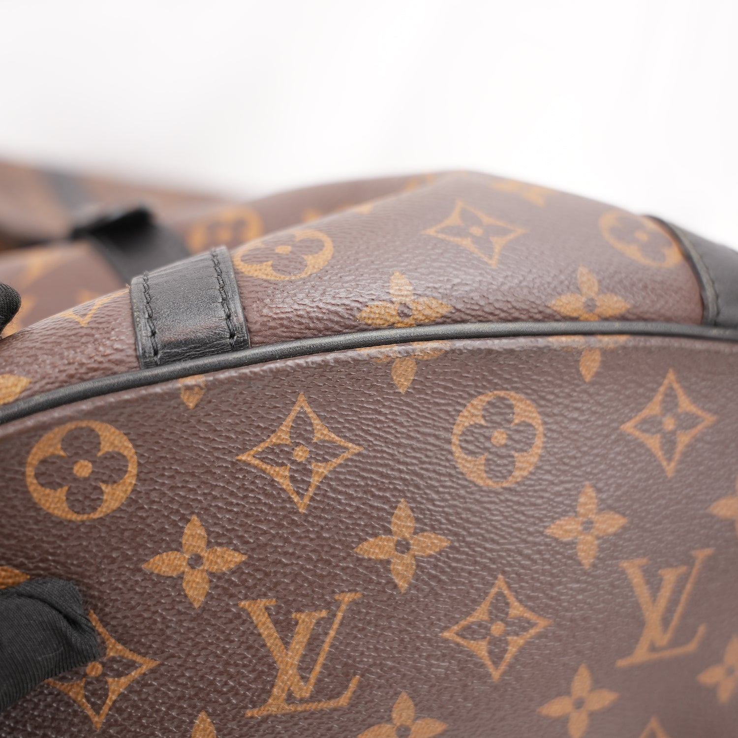Louis Vuitton Christopher MM Zaino in Tela Monogram con Finiture in Pelle Nera