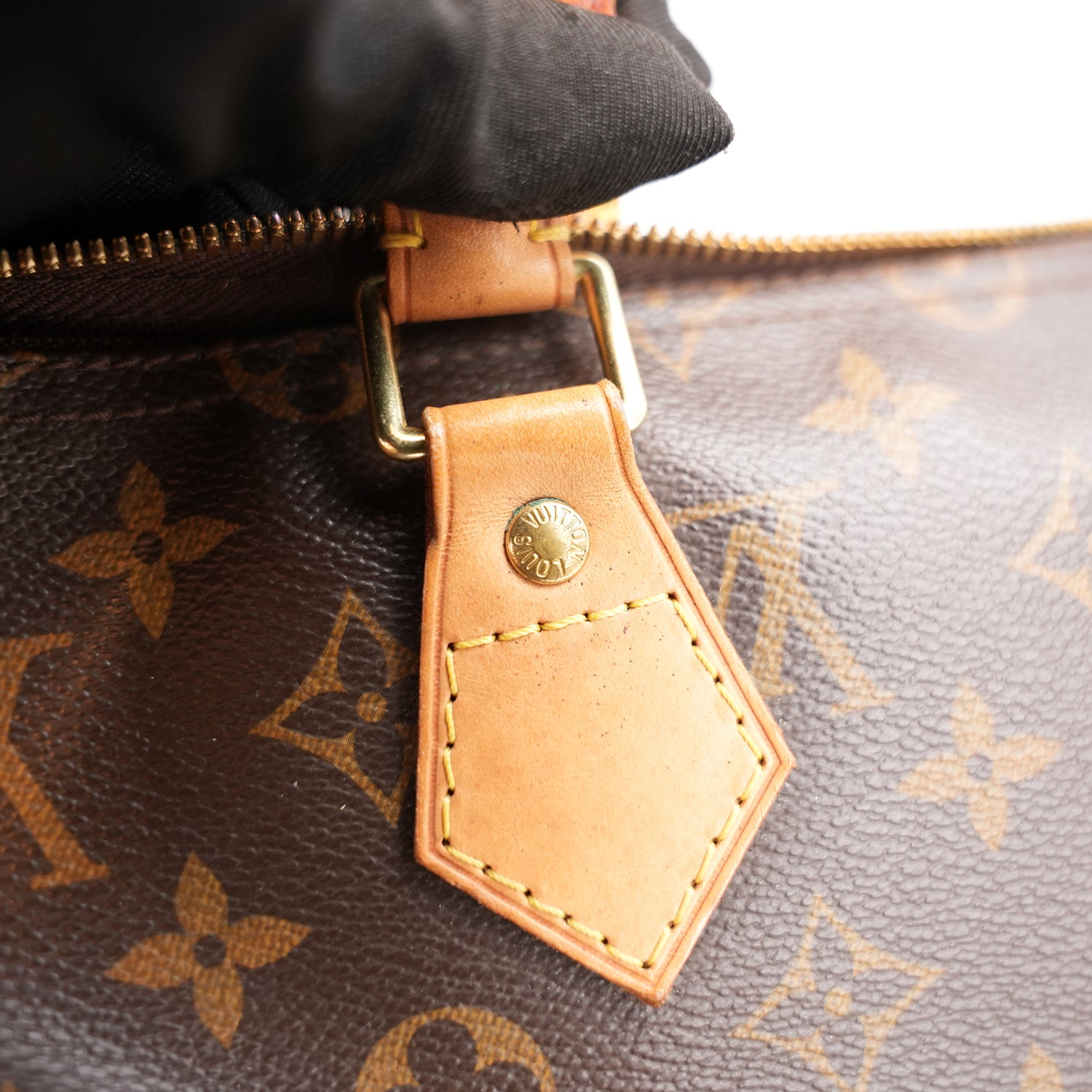 Louis Vuitton Speedy 35 Monogram – Borsa a Mano in Tela Rivestita e Pelle Vachetta