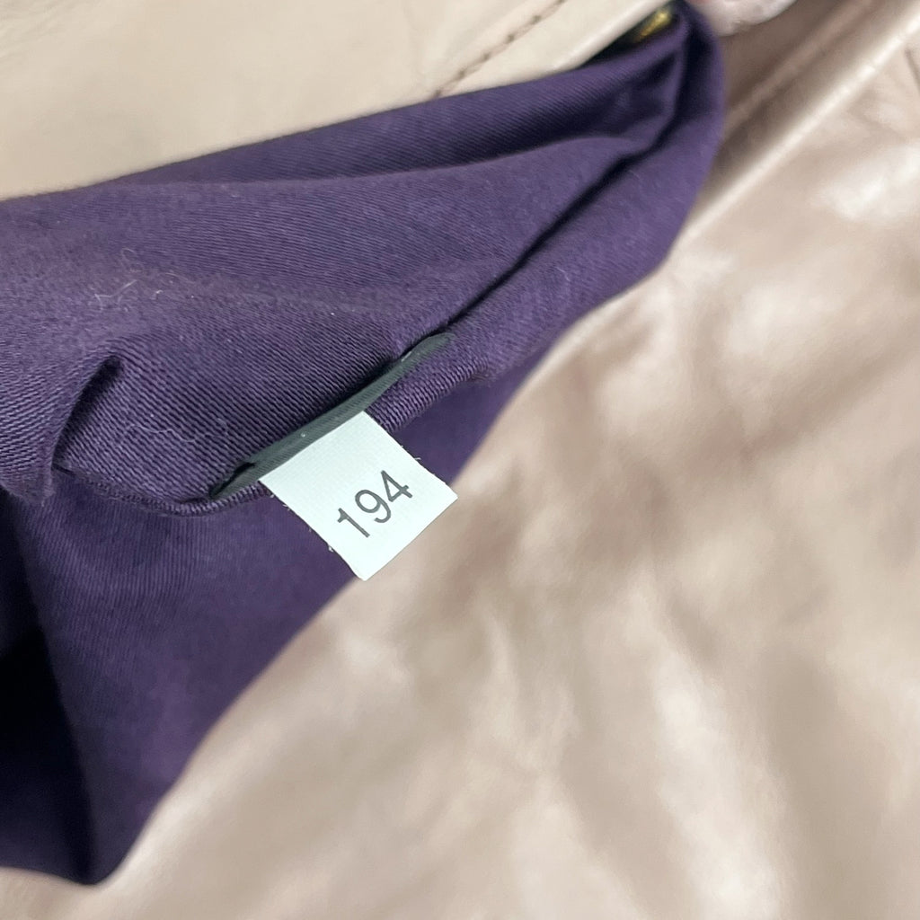 Miu Miu Coffer 40 Borsa a Tracolla in Pelle Matelassé Rosa Cipria con Metallo Dorato
