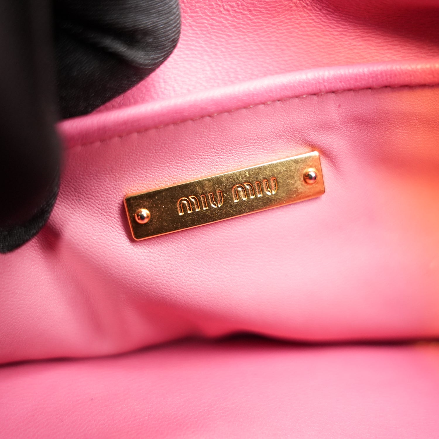 Miu Miu Matelassé Pink Nappa Leather Crossbody Bag Pleated Shoulder Clutch