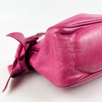 Borsa a Spalla Miu Miu Rosa in Pelle con Fiocchi e Tracolla – 24 cm