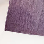 Prada Portafoglio Vintage Mini in Pelle Saffiano Viola con Logo Triangolare
