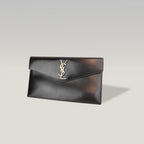 Saint Laurent Uptown Pouch Nera in Pelle con Logo YSL Dorato