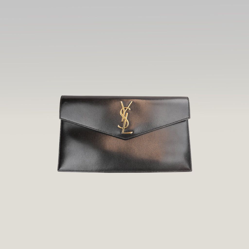 Saint Laurent Uptown Pouch Nera in Pelle con Logo YSL Dorato
