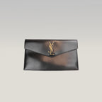 Saint Laurent Uptown Pouch Nera in Pelle con Logo YSL Dorato