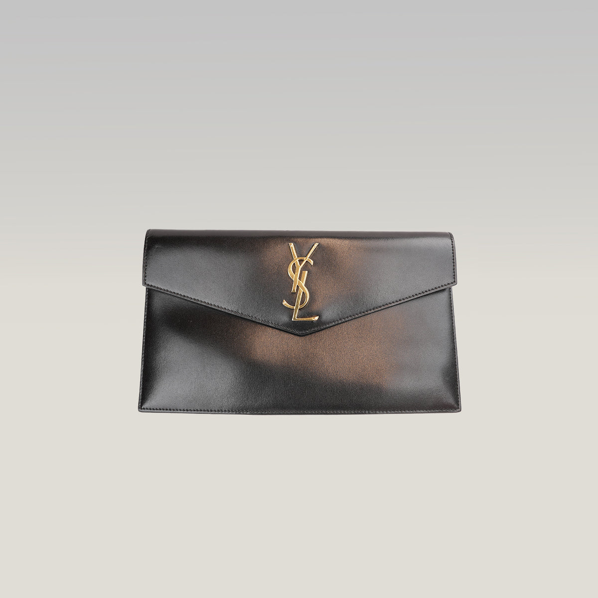 Saint Laurent Uptown Pouch Nera in Pelle con Logo YSL Dorato