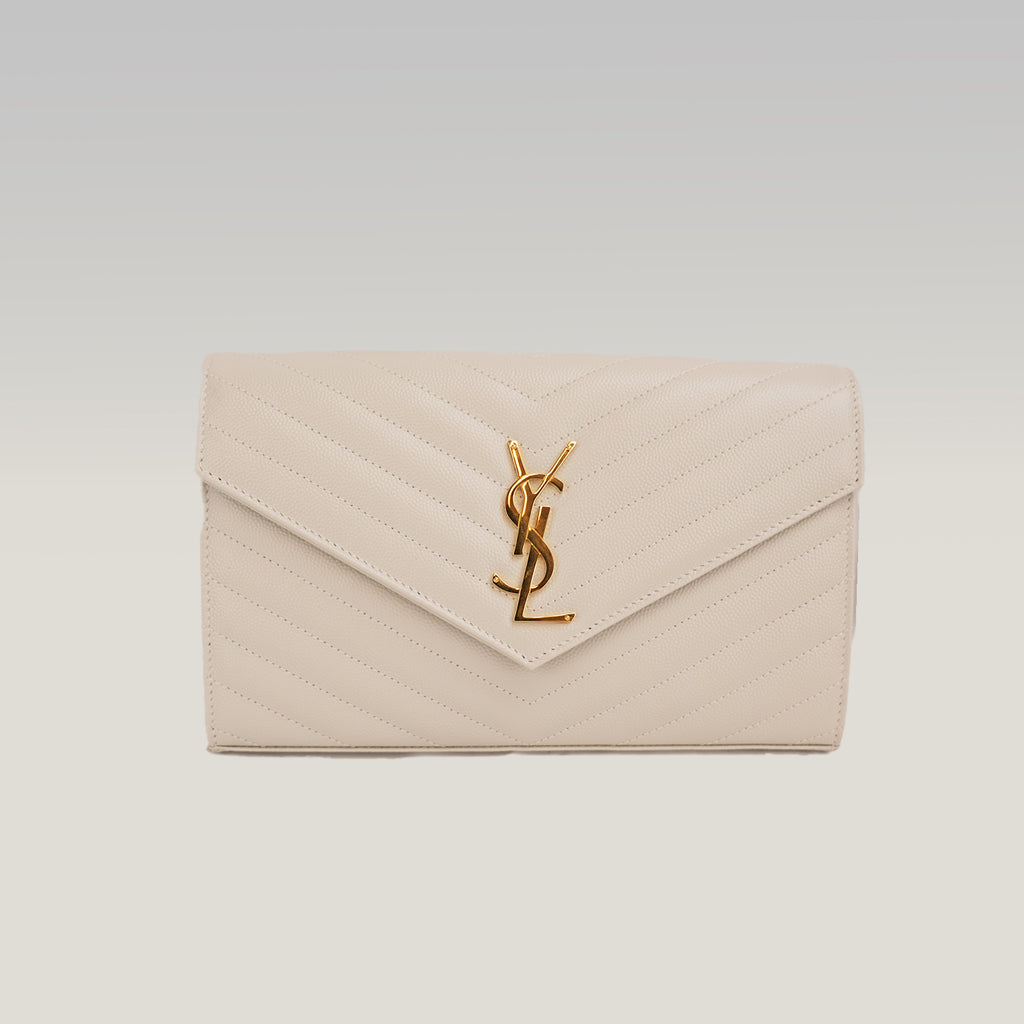 Pochette Saint Laurent Monogram Bianca in Pelle Matelassé Chevron con Logo YSL Dorato
