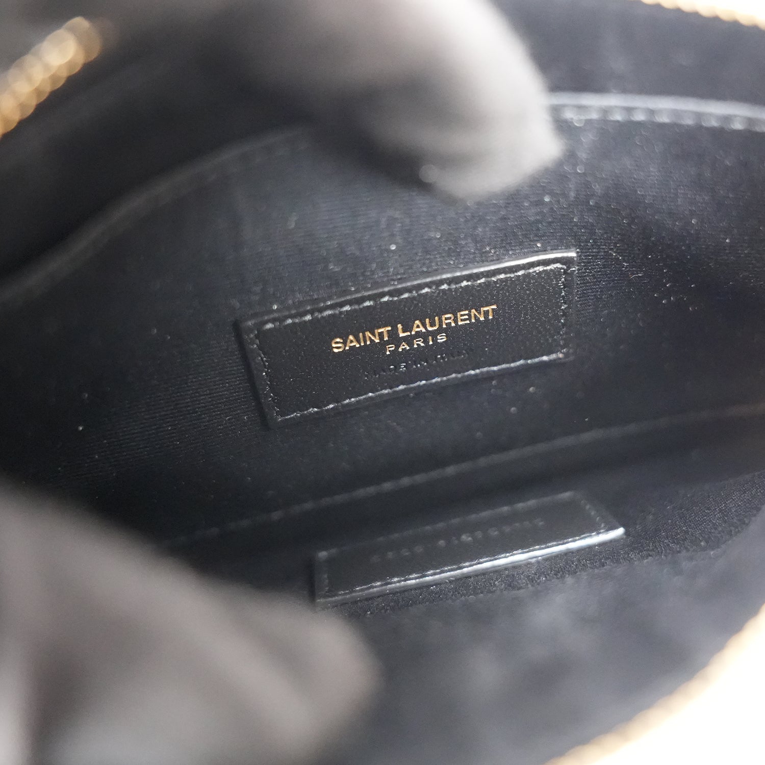 Saint Laurent Monogram Queens Pouch Nera in Pelle con Logo YSL Oro