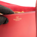 Valentino Garavani Ohval Borsa a Spalla Piccola in Pelle di Vitello Rossa con Logo V Dorato